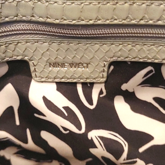 🌺BOGO🌺NWT🌺Nine West Women's Studded Purse - Picture 4 of 9